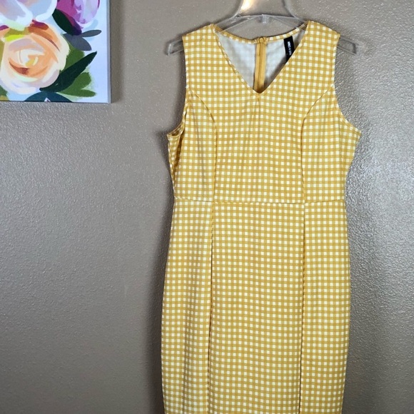 Agnes & Dora | Yellow Gingham Mitchell Dress - Picture 2 of 5